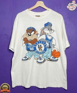 Vintage NCAA Kentucky Wildcats Looney Tunes T-Shirt, College Apparel