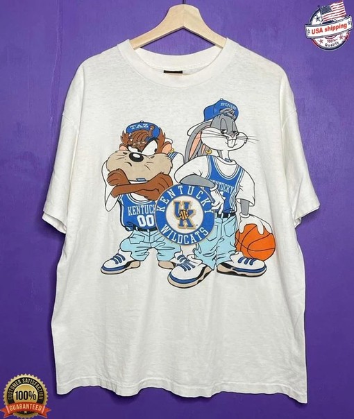 Vintage NCAA Kentucky Wildcats Looney Tunes T-Shirt, College Apparel