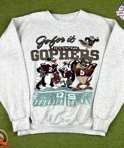 Vintage NCAA Minnesota Gophers Looney Tunes Sweatshirt - Unisex Shirt for Minnesota Golden Gophers Fans