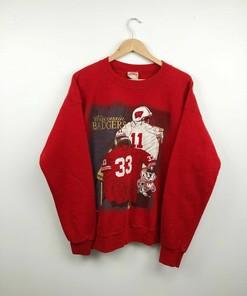 Vintage NCAA Shirts: Must-Have Wisconsin Badgers Mills Crew Neck Sweatshirt