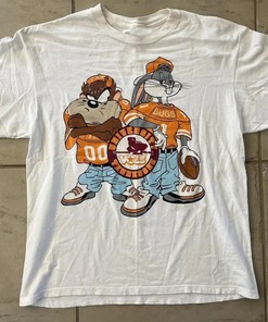 Vintage NCAA Tennessee Volunteers Looney Tunes T-Shirt - Tennessee Volunteers Shirt