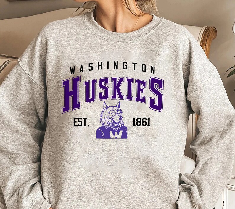 Vintage NCAA Washington Huskies Sweatshirt, Est. 1861 College Football T-Shirt - Image 2