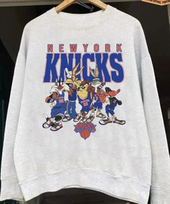 Vintage New York Knicks Looney Tunes Sweatshirt - Unisex Basketball Sweater Hoodie for Fans