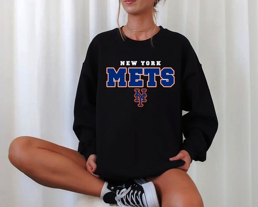 Vintage New York Mets Logo Sweatshirt - Unisex Baseball Champions Apparel Hoodie