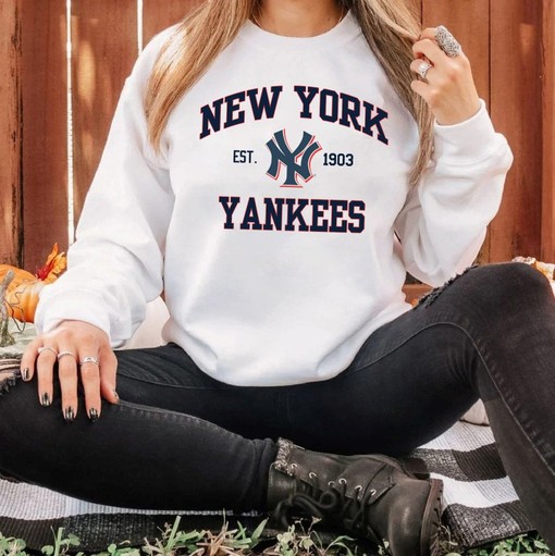 Vintage New York Yankees EST 1903 Sweatshirt - Unisex World Series Baseball Apparel Hoodie - Image 3