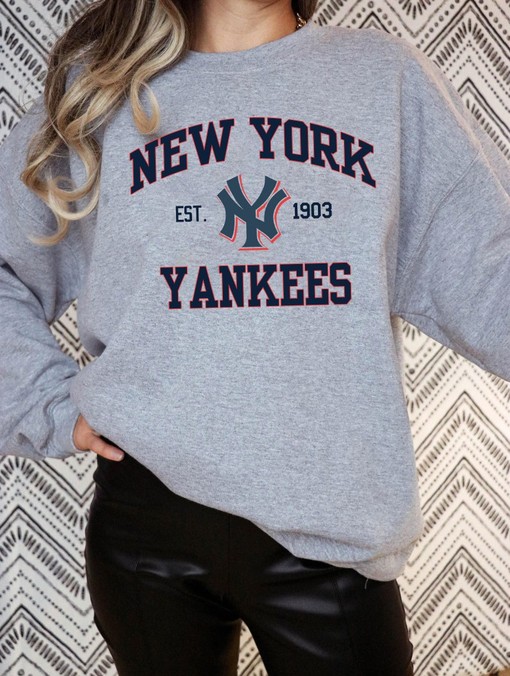 Vintage New York Yankees EST 1903 Sweatshirt - Unisex World Series Baseball Apparel Hoodie - Image 4