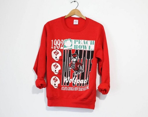 Vintage North Carolina State University Wolfpack 1992 Peach Bowl Crewneck Sweatshirt, Gift for NCAA Fans