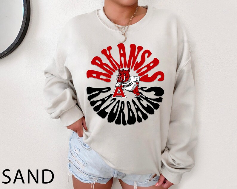 Vintage Razorback Crewneck For Fans - Arkansas Razorbacks Sweatshirt, NCAA Shirts for Men - Image 2