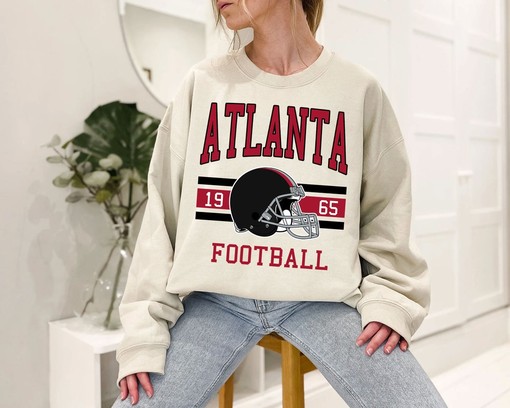 Vintage Retro Atlanta Football Shirt for NFL Fans with NCAA Shirts for Women