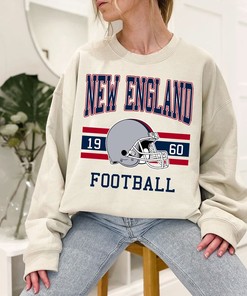 Vintage Retro New England Football Crewneck Sweatshirt, AFC Fan Shirt, NFL Shirt with NCAA Shirts for Men