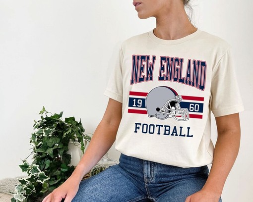 Vintage Retro New England Football Crewneck Sweatshirt, AFC Fan Shirt, NFL Shirt with NCAA Shirts for Men - Image 4