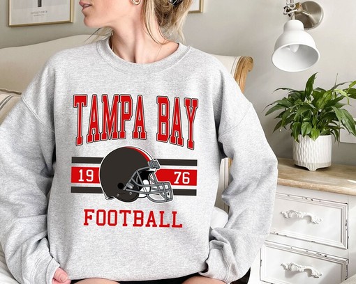 Vintage Retro Tampa Bay Football Shirt for NFL Fans - Grab Yours Today! - Image 2