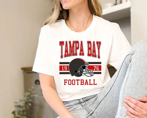 Vintage Retro Tampa Bay Football Shirt for NFL Fans - Grab Yours Today! - Image 3