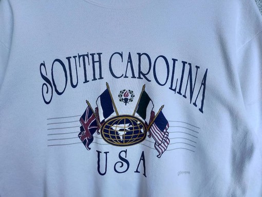 Vintage South Carolina USA Crewneck Sweatshirt, Hoodie & Pullover Ideal for NCAA Fans - Image 2