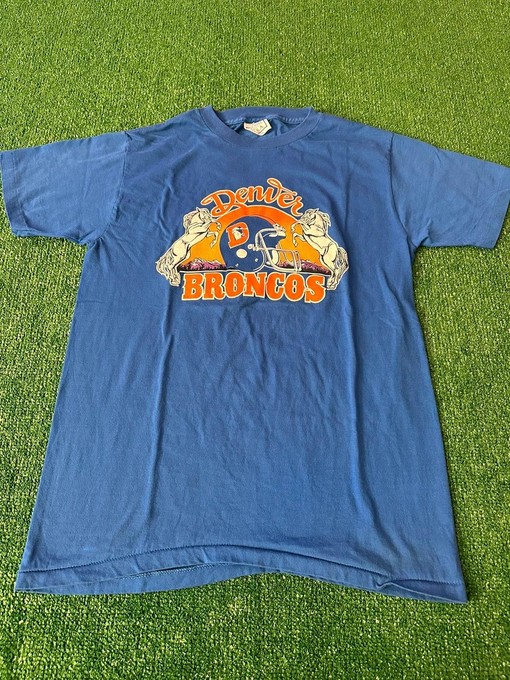 Vintage Style 1990s NFL Denver Broncos Single Stitch Sweatshirt T-Shirt Ideal Gift for NFL Fans, with retro NCAA shirts