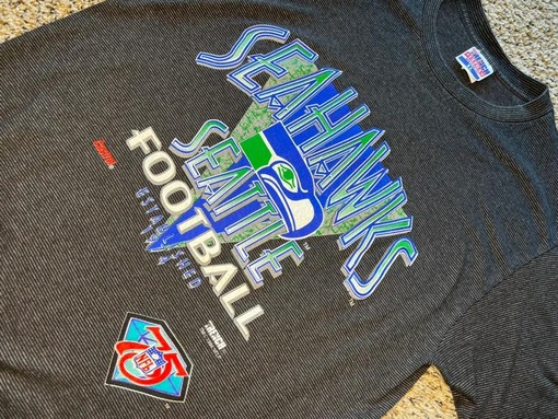 Vintage Style 1994 Seattle Seahawks American University T Shirt Sweatshirt T-shirt - Image 2