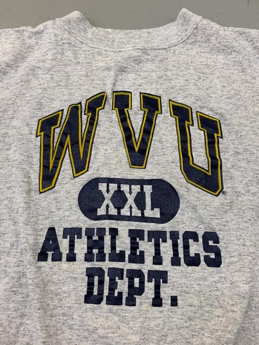 Vintage Style 80s West Virginia University College T-Shirt Sweatshirt for Sports Fans - Image 2