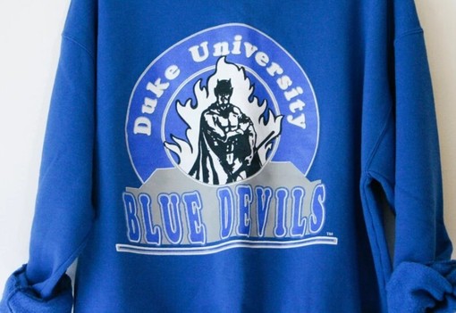 Vintage Style 90S Duke University Blue Devils Sweatshirt Unique Gift Idea For Him Or Her with a Retro Style - Image 2
