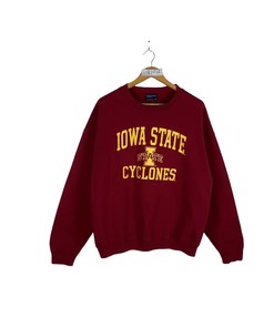 Vintage Style 90S Iowa State University Cyclone Sweatshirt Hoodie with American Football Theme for Fans