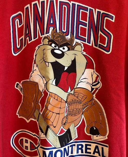 Vintage Style 90S Montreal Canadiens Sweatshirt for NHL Fans - Image 2