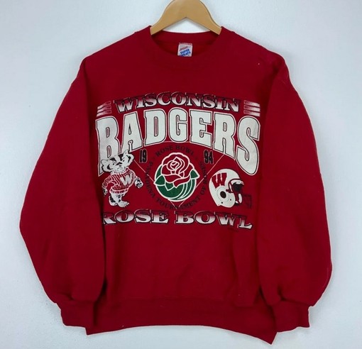 Vintage Style 90S Shirt, Perfect for Vintage Lovers