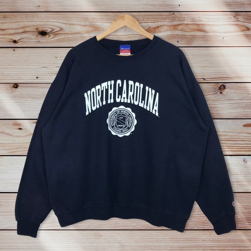 Vintage Style 90S University Of North Carolina Sweatshirt Hoodie - Must-have for Fans