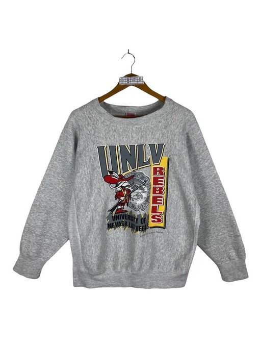 Vintage Style 90S Unlv Rebels Football Sweatshirt Hoodie T-Shirt Lover - NCAA Fan Gear ncaa shirts for men