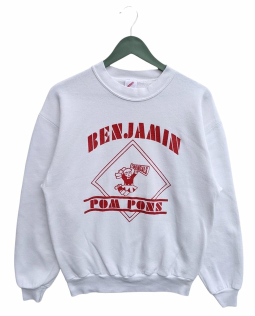 Vintage Style 90s Benjamin Pom Pons Sweatshirt T-Shirt Ideal Gift for NFL Fans, featuring retro NCAA shirts