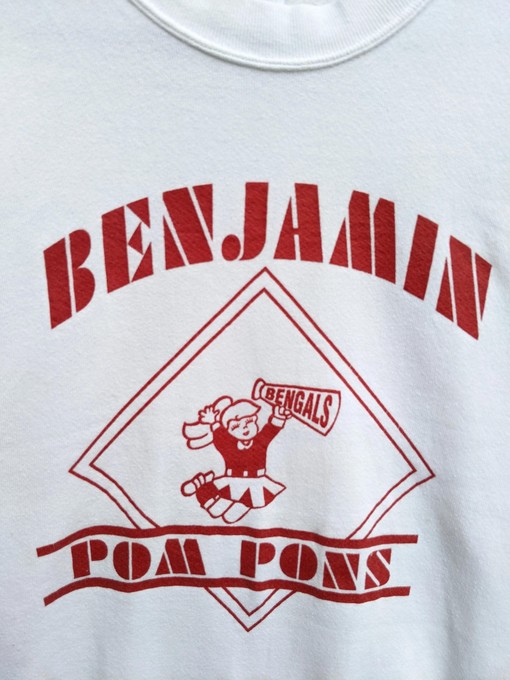 Vintage Style 90s Benjamin Pom Pons Sweatshirt T-Shirt Ideal Gift for NFL Fans, featuring retro NCAA shirts - Image 2