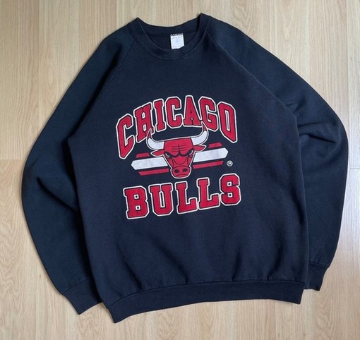 Vintage Style 90s Chicago Bulls Basketball Crewneck Sweatshirt - Retro NBA Design - Image 2