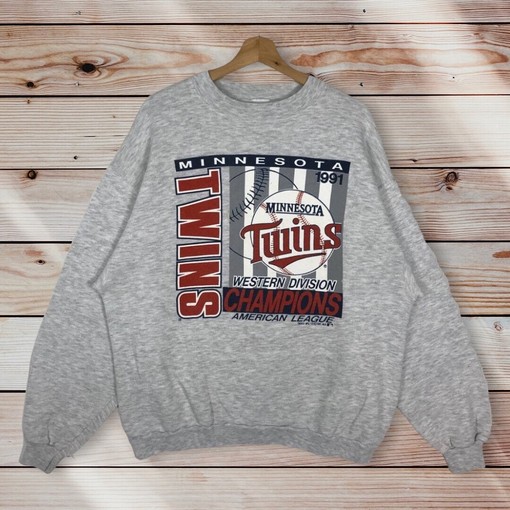 Vintage Style 90s MLB Minnesota Twins Print Logo Sweatshirt