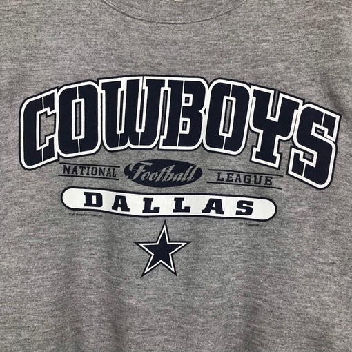 Vintage Style 90s NFL Dallas Cowboys Crewneck Sweatshirt Ideal for Football Lovers - Image 2