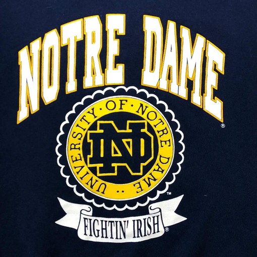 Vintage Style 90s Notre Dame University NCAA Football Gear T-Shirt Sweatshirt Hoodie - Image 2