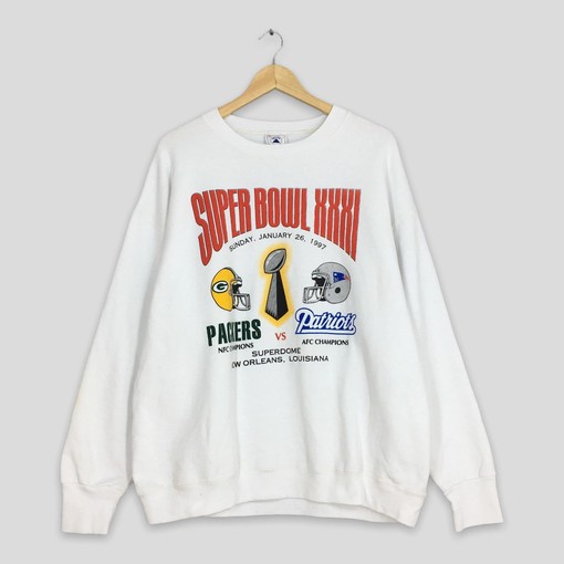 Vintage Style 90s Super Bowl XXXI Champion NFL Football Sweatshirt T-shirt, Celebrate an Iconic Game