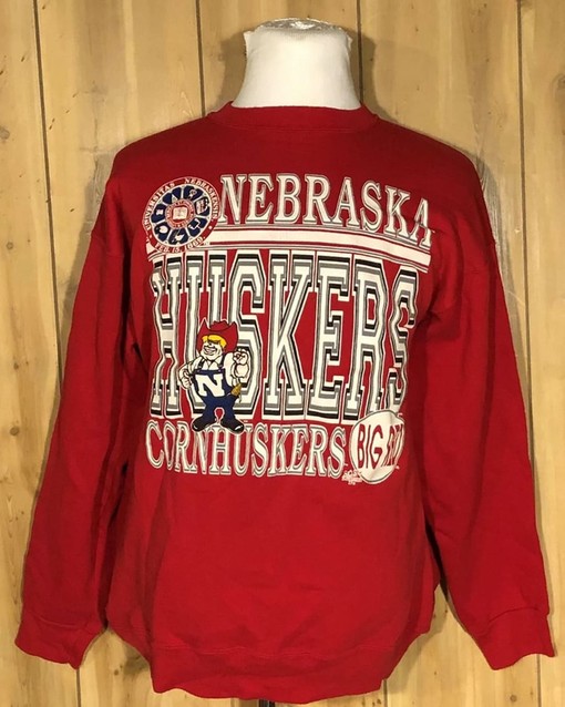 Vintage Style 90s University of Nebraska Cornhuskers Sweatshirt - NCAA Fans Must-Have