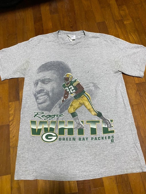 Vintage Style 96 Green Bay Packers Reggie Sweatshirt T-Shirt Ideal Gift for NFL Fans, featuring vintage NCAA shirts