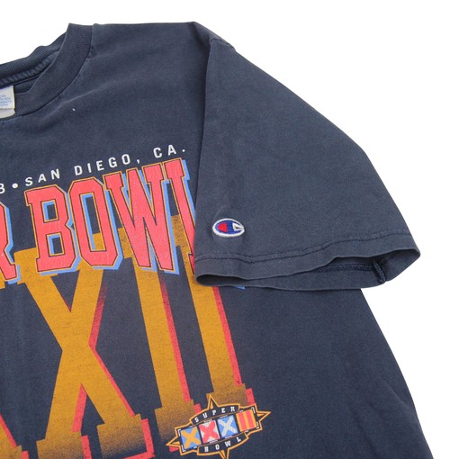 Vintage Style Champion Super Bowl XXXII Graphic NFL Football Sweatshirt T-shirt, Celebrate an Iconic Game - Image 2