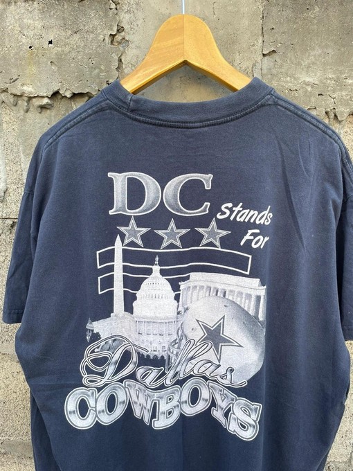 Vintage Style Dc Stands for Dallas Cow Bows Retro NCAA Shirts Sweatshirt T-shirt