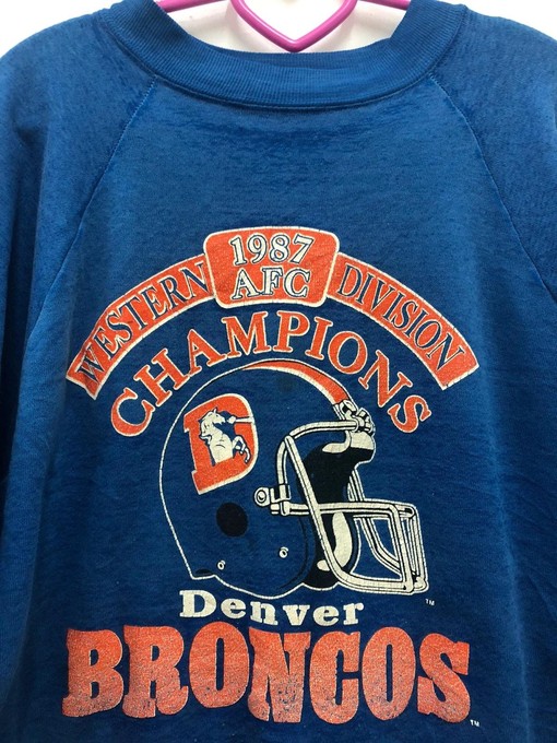 Vintage Style Denver Broncos 1987 AFC Champion Sweatshirt T-Shirt Ideal Gift for NFL Fans - Image 2