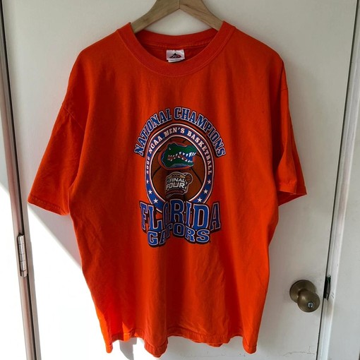 Vintage Style Florida Gators T Shirt - 2006 Basketball Championship - T-Shirt, Sweatshirt, Hoodie - Image 2