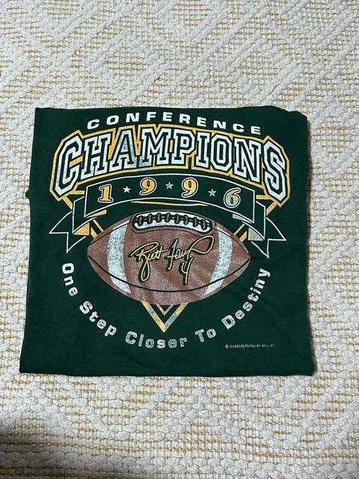 Vintage Style Green Bay Packers Conference Champions Bret Hoodie Sweatshirt Shirt Gifts for NFL Fans - Image 2