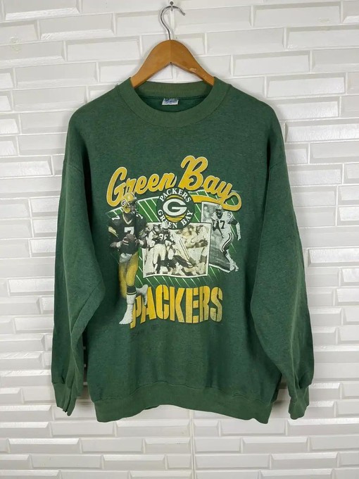 Vintage Style Green Bay Packers T-Shirt - Gift For NFL Fans