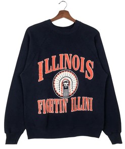 Vintage Style Illinois Fighting Illini Football T-Shirt Sweatshirt Hoodie with American Football Theme