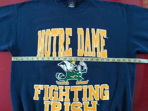 Vintage Style Made In USA Notre Dame Fighting Irish T-Shirt Sweatshirt Hoodie Gifts Lover - Image 2