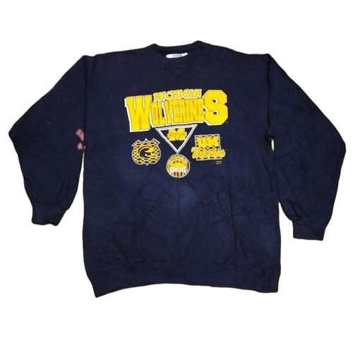 Vintage Style Michigan Wolverines College Shirts Sweatshirt T-shirt
