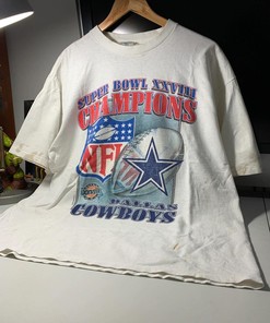 Vintage Style NFL Dallas Cowboys Sweatshirt T-Shirt Ideal Gift for NFL Fans, featuring American University t shirt