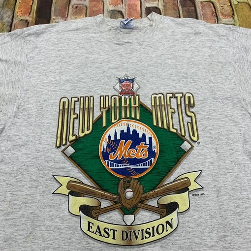 Vintage Style New York Mets East Division Mlb T-Shirt - Retro Baseball Shirt for Fans - Image 2