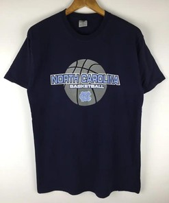 Vintage Style North Carolina Basketball NCAA Sweatshirt Hoodie T-Shirt Lover 00's Edition