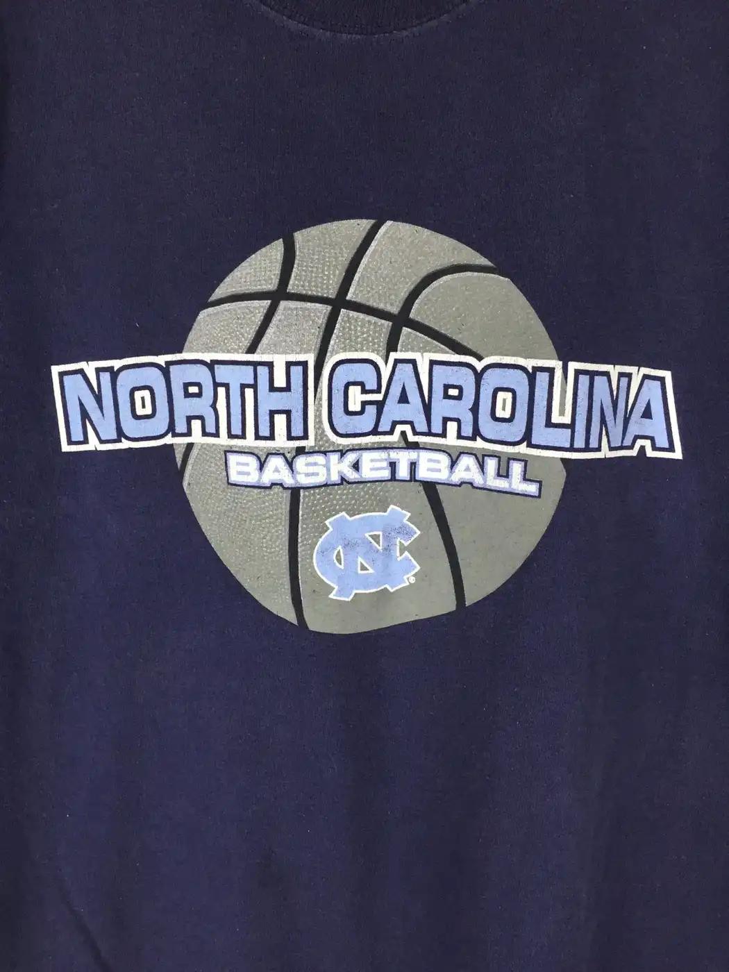Vintage Style North Carolina Basketball NCAA Sweatshirt Hoodie T-Shirt Lover 00's Edition - Image 2