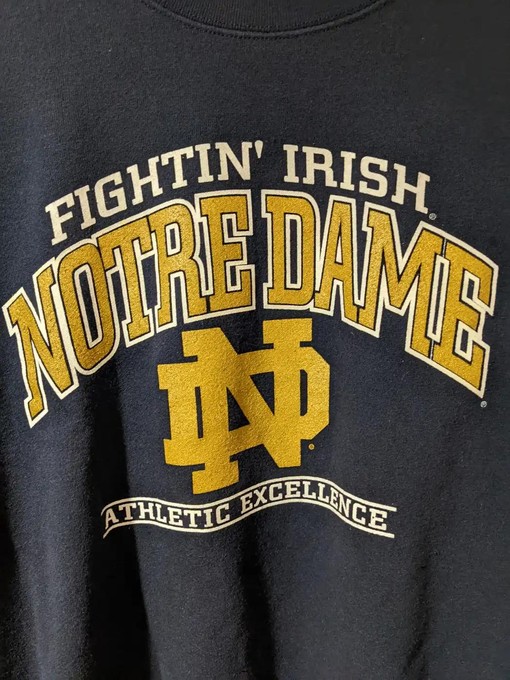Vintage Style Notre Dame Fighting Irish Nutmeg Sweatshirt Hoodie Football Game Day T-Shirt Lover - Image 2